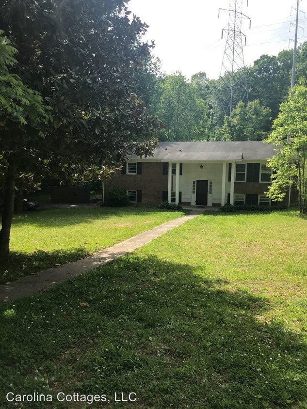 Primary Photo - 5 br, 2.5 bath House - 205 Arthur Lane
