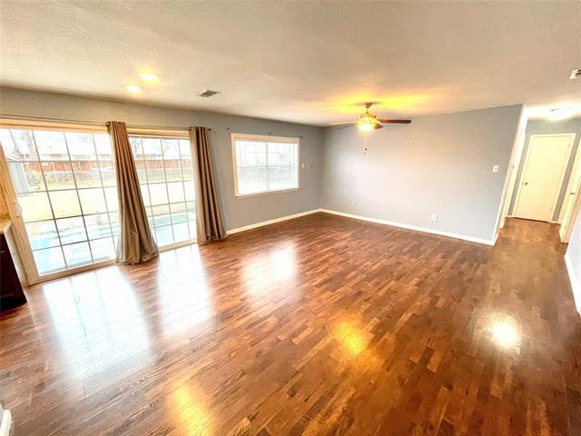 Building Photo - 1425 Homestead Pl