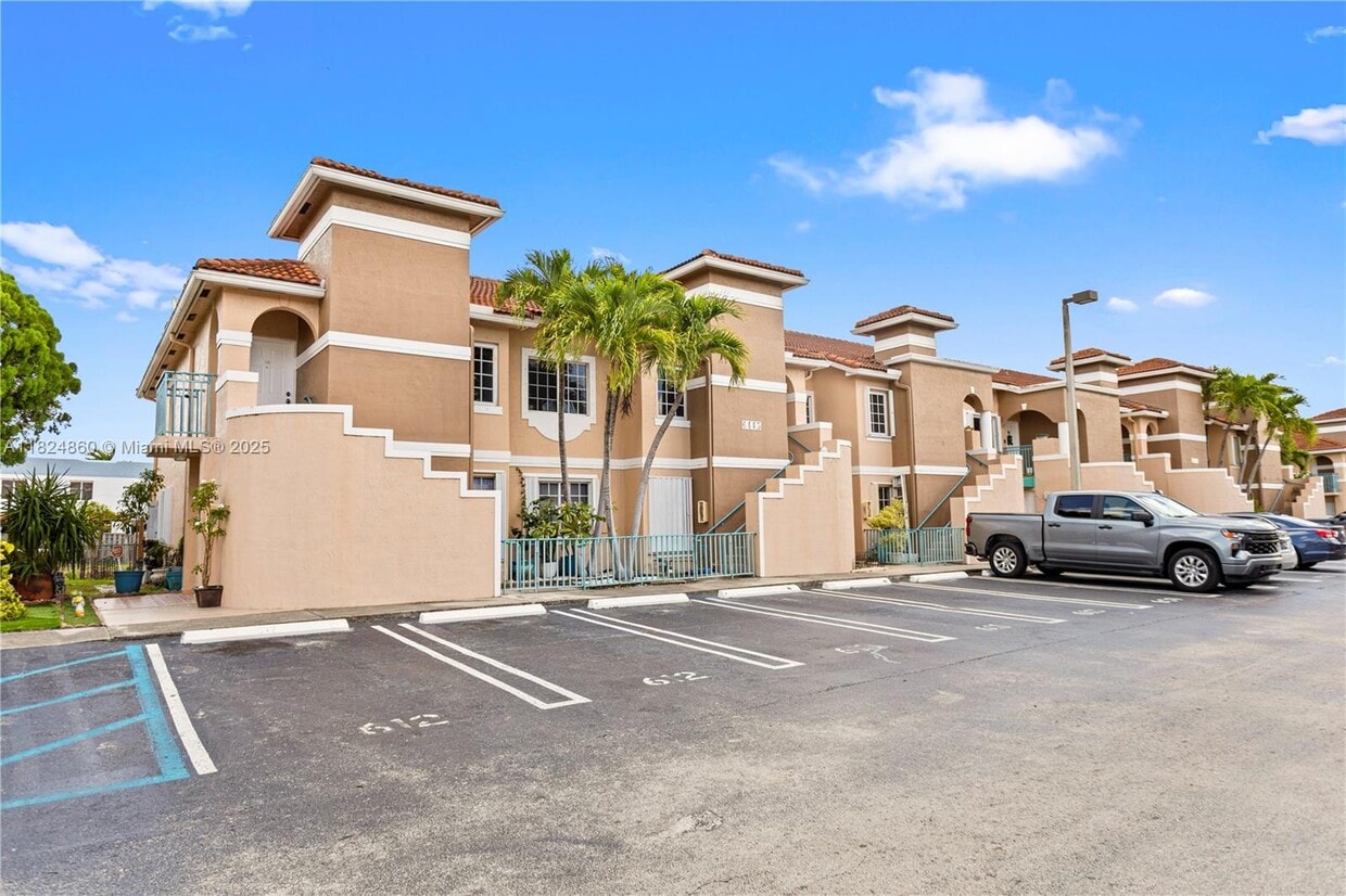 Foto principal - 6445 SW 130th Pl