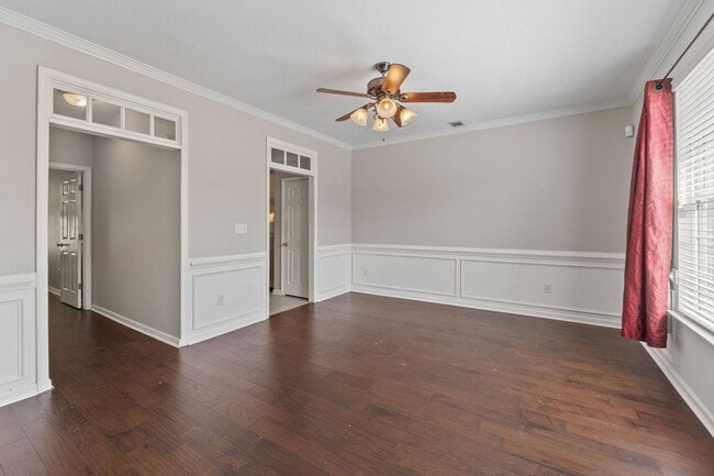 Building Photo - Townhome in Evans