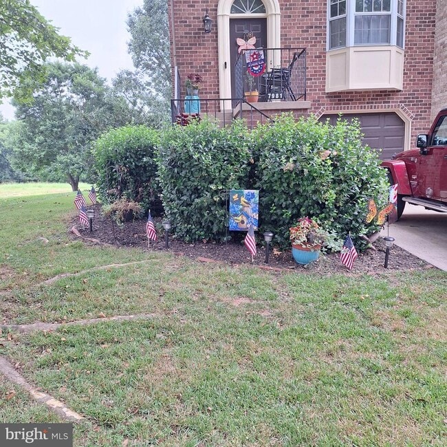 Foto del edificio - 7981 Parkland Pl