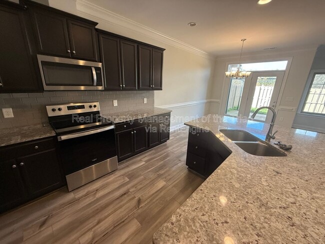 Foto del edificio - 3833 Thistleberry Rd