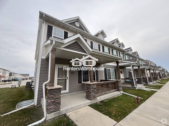 Building Photo - 9175 Coneflower Dr