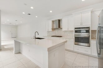 Building Photo - 13351 Machiavelli Way