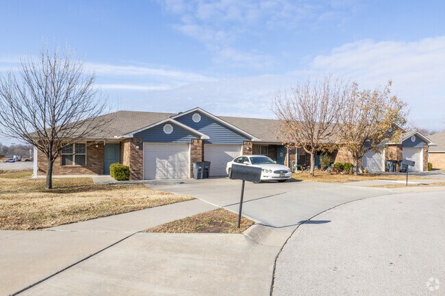 Fotografía del edificio - Cherokee Meadows