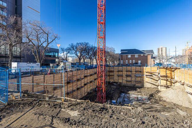 Building Photo - The Hat 122 Street