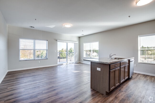 2BR, 2BA Corner - 1050SF - Mayer Road Ventures - The Massey Luxury Apartments