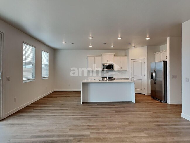 Building Photo - 6507 E Paseo Baranda