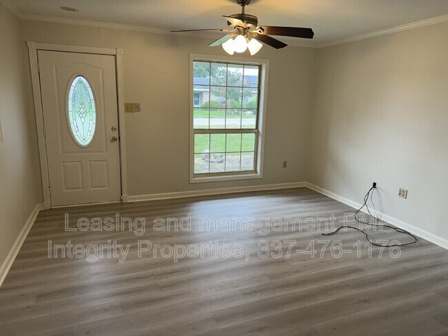 Building Photo - 148 Knollwood Dr