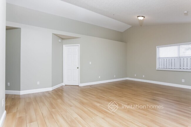 Building Photo - 2983 Myrtle Oak Cir