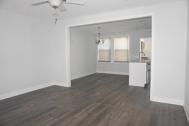 Building Photo - Completely Renovated 3 Bedroom w/ Garage i...