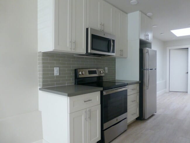 Building Photo - 1391 8th Ave