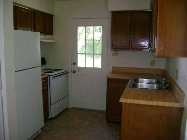 Building Photo - 3552 Tyre Neck Rd