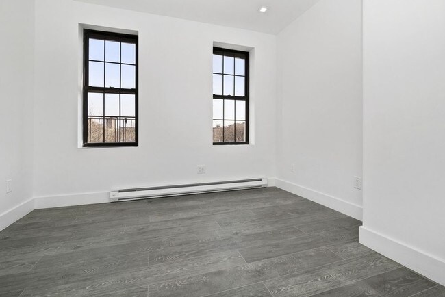 Foto del edificio - 694 Henry St