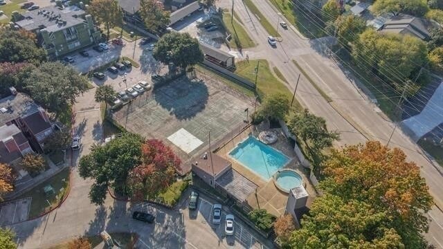 Foto del edificio - 9801 Walnut St