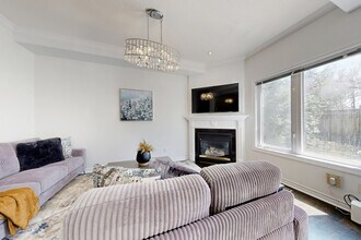 Building Photo - 29 Woodhaven Cres