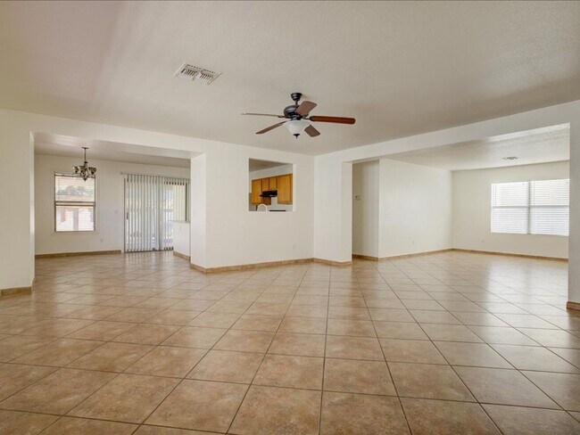 Foto del edificio - Beautiful Home in Rita Ranch