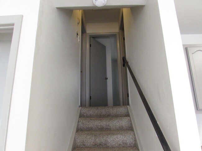 Foto del edificio - 1169 Santa Clara Ave