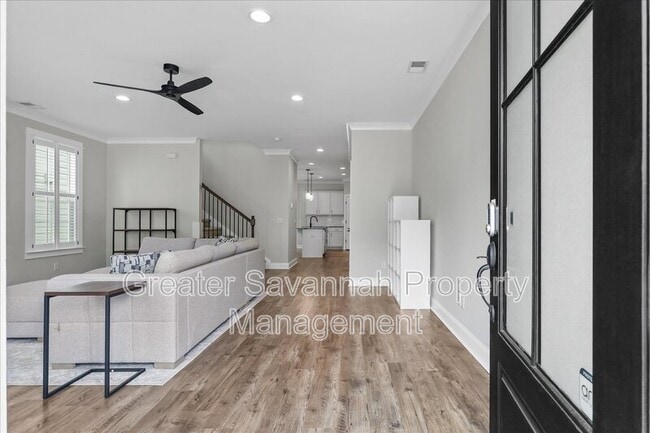 Building Photo - 45 Grove Park Dr