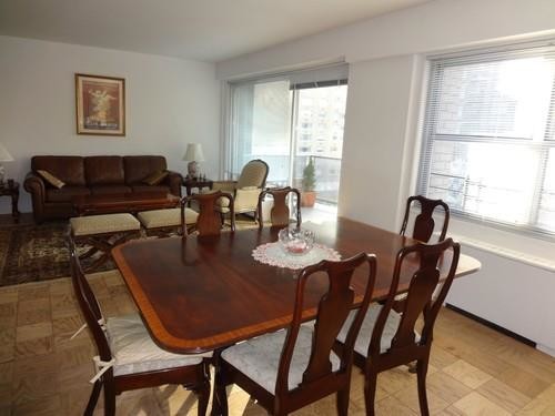 Building Photo - 200 East 64th Street