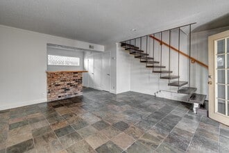 Building Photo - 4321 Hazard St