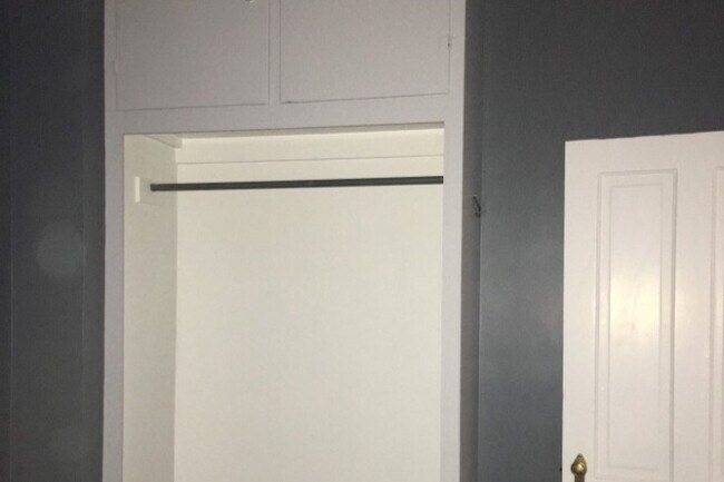 Built in cabinet in Bedroom - 549 N Pine St