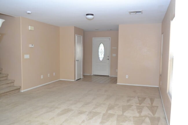 Building Photo - SOUTHWEST - 2 STORY HOME - 89178