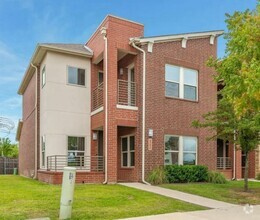 Building Photo - 361 Tonga St