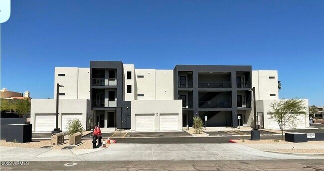 Foto del edificio - 12412 N Saguaro Blvd