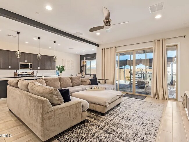 Foto del edificio - 3912 W Summerside Rd