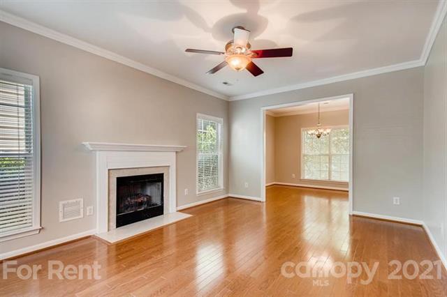 Building Photo - 15035 Annan Ct
