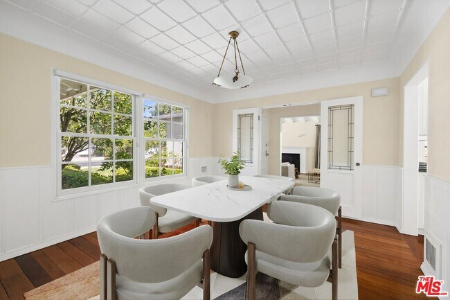 Foto del edificio - 10274 Kincardine Ave