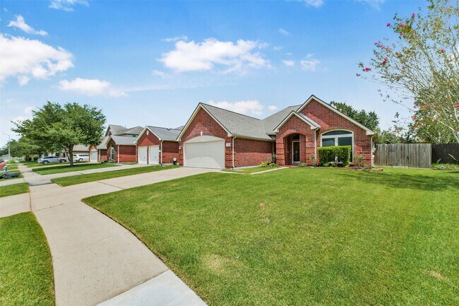 Foto del edificio - 3510 Harbor Pass Ln