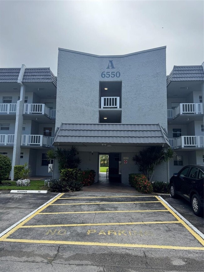 Building Photo - 6550 Royal Palm Blvd
