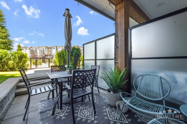 Building Photo - Fully Furnished 1 Bedroom Condo at Salt & Meadow — Walk-Out Backyard, Water Views & Resort-Style ...