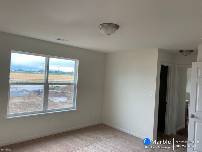Building Photo - 4 br, 3 bath House - 404 Sawgrass Ct