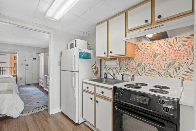 Building Photo - 508 S Ocean Blvd