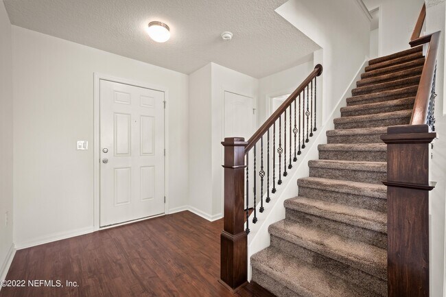 Building Photo - 120 Yellowfin Dr