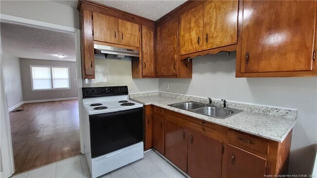 Foto del edificio - 555 W 18th St