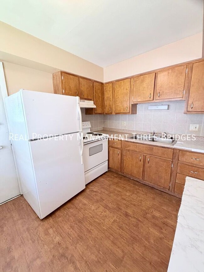Foto del edificio - 7431G Hazelcrest Drive-