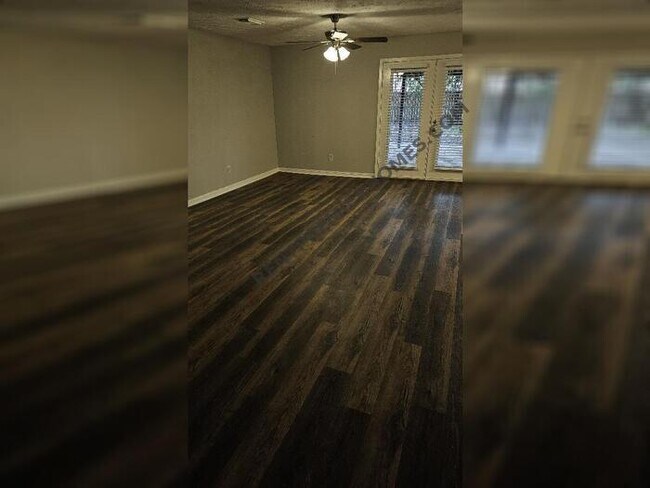 Foto del edificio - 4035 Swinden Dr