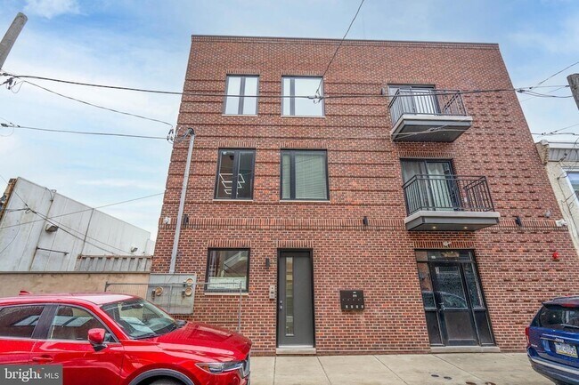 Foto del edificio - 2323 E Cabot St