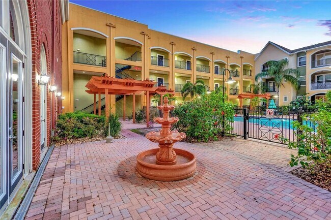 Building Photo - 1910 East Palm Avenue, Unit 10101