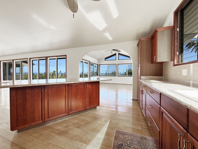 Building Photo - Cat Friendly Lanikai Duplex with Bay Views...