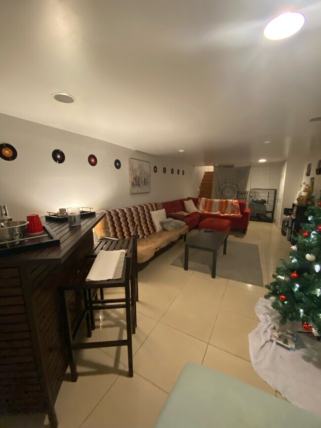 Foto del edificio - 1236 Buttonwood St