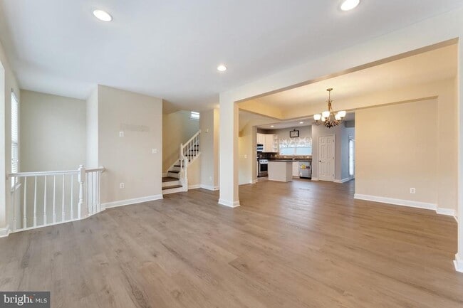 Building Photo - 43792 Sunset Terrace