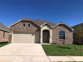 Building Photo - 1431 Mesquite Ln