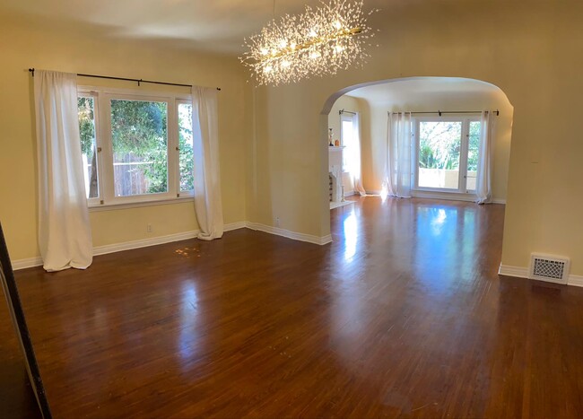 Dining Room 2 - 1072 S Cloverdale Ave