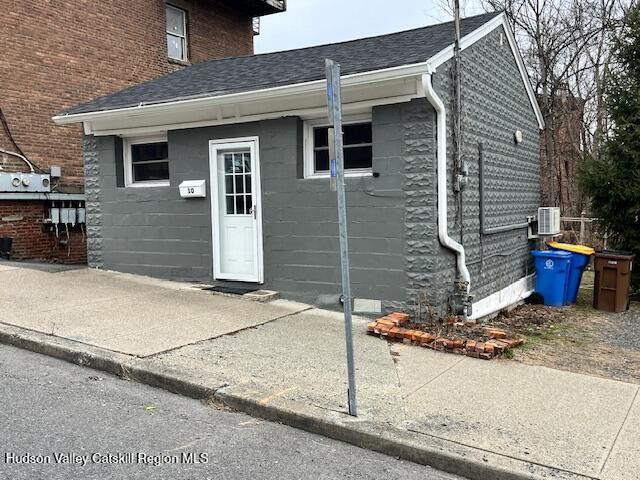 Building Photo - 10 Post St