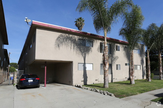 Building Photo - The Wade Apartments